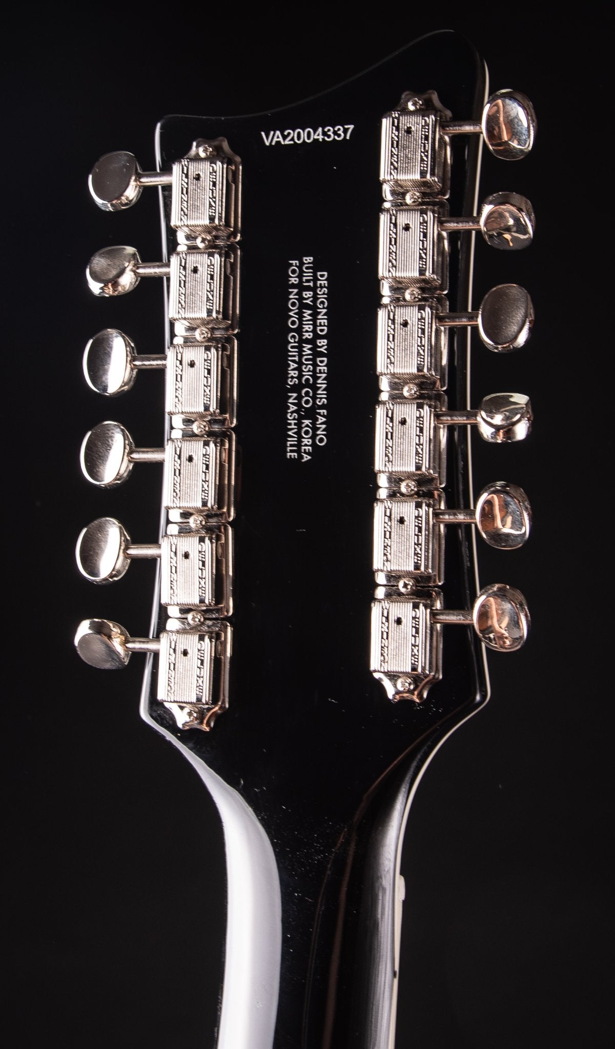 Eastwood Guitars Rivolta Combinata 12 Toro Black