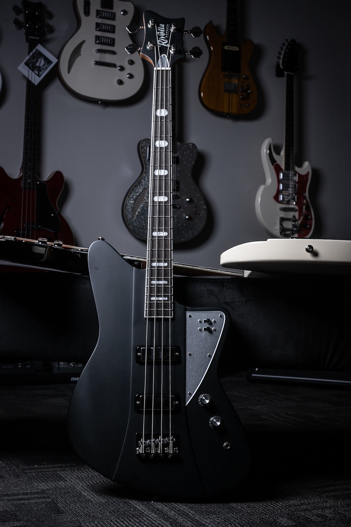 MONDATA BASS DELUXE
