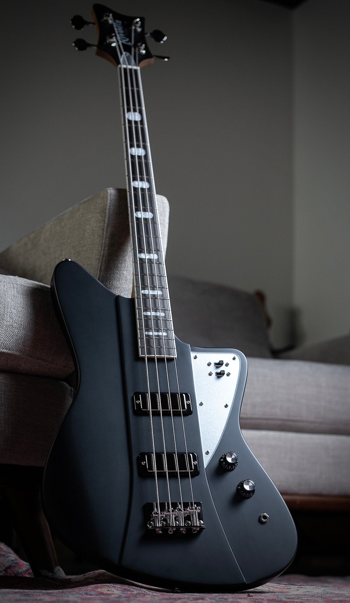 MONDATA BASS DELUXE
