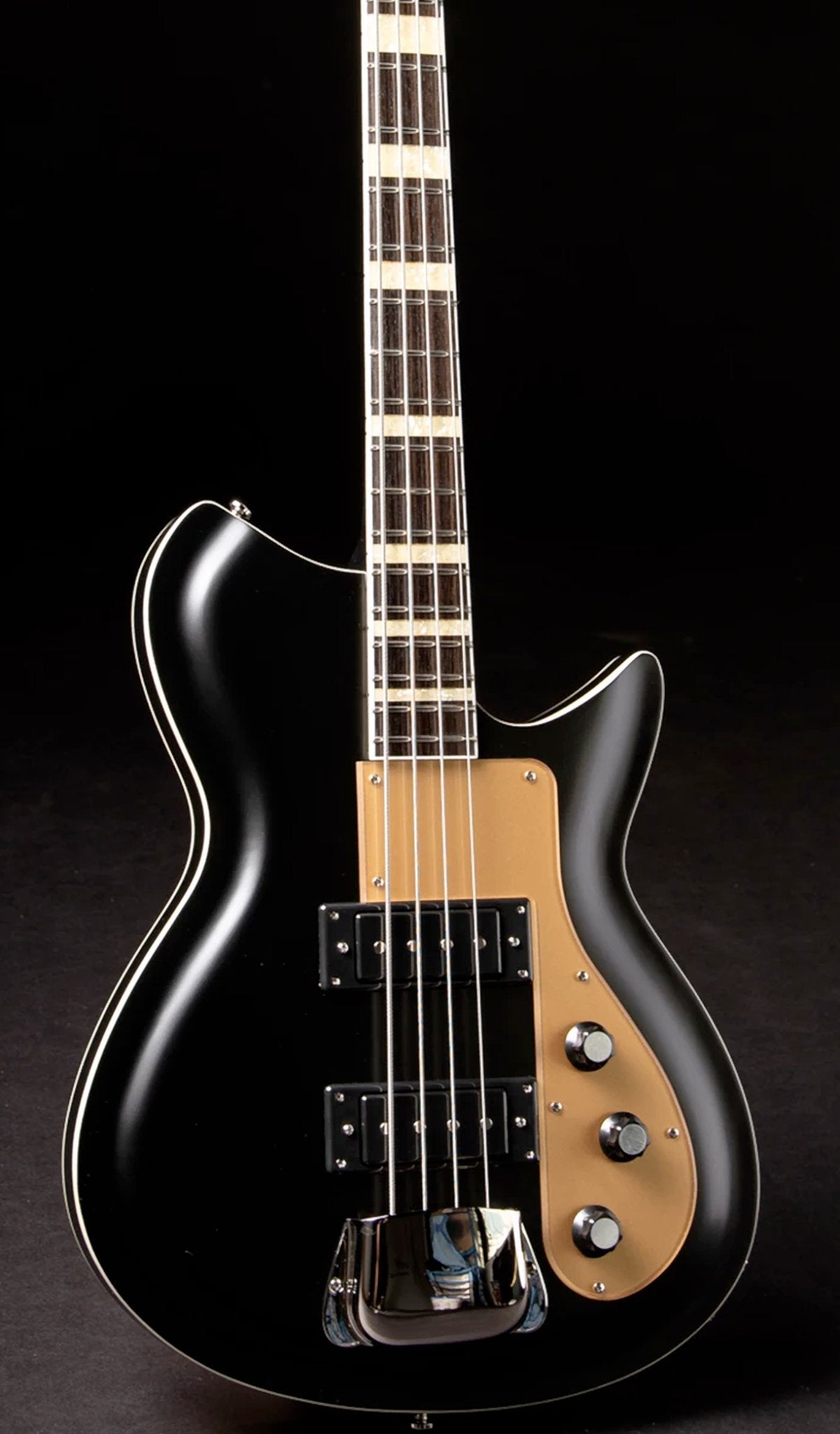 Eastwood Guitars Rivolta Combinata Bass VII Toro Black